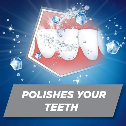 Aquafresh Extreme Clean Whitening Action Fluoride Toothpaste, Mint Blast, 5.6 oz (Pack of 2)